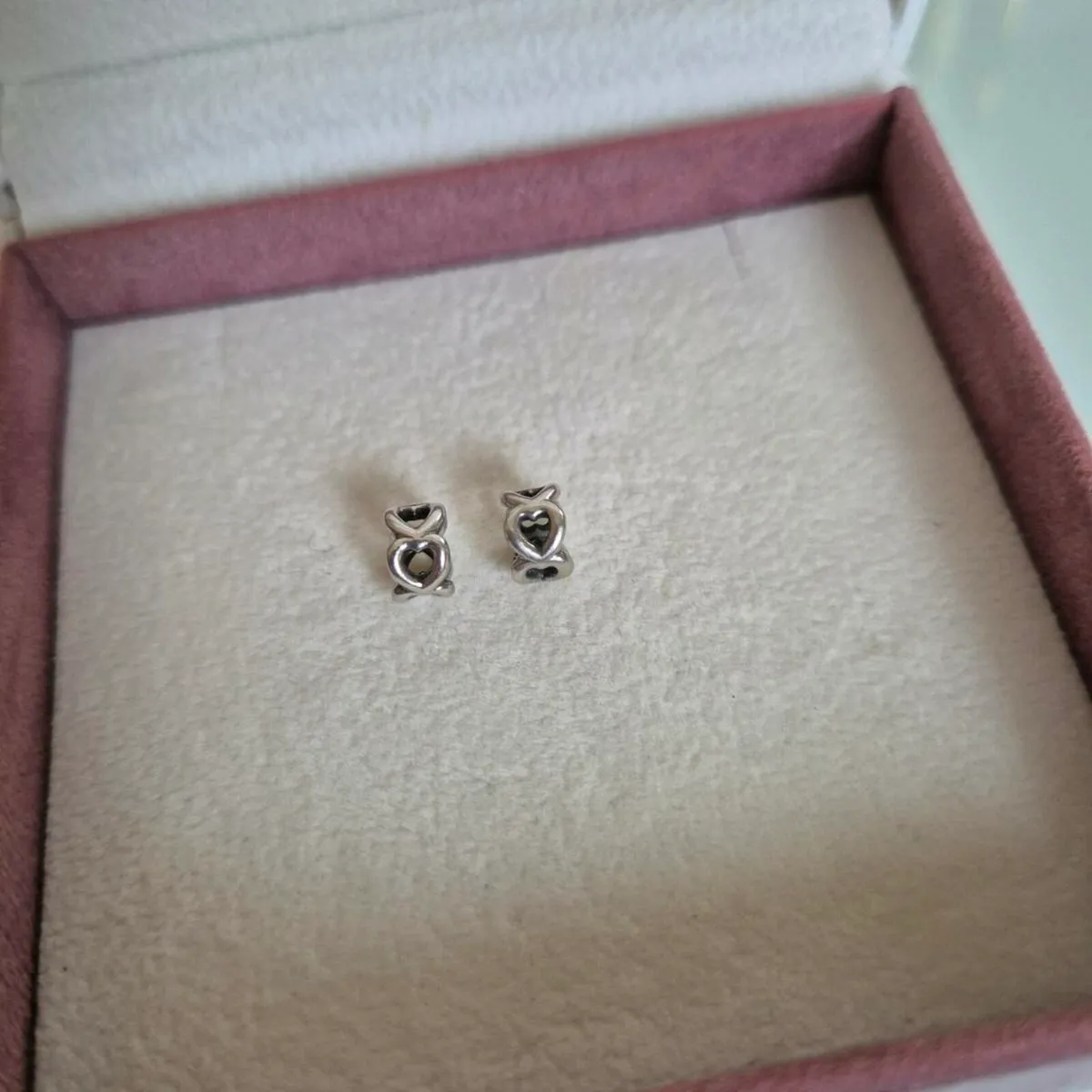 Pandora hearts separately charm perfect condition - Image 3