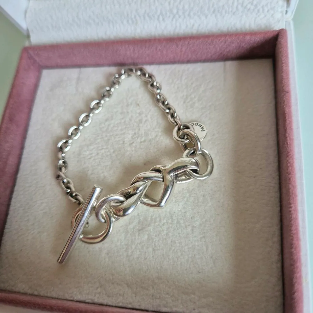 Pandora bracelet knot heart like new size small - Image 2