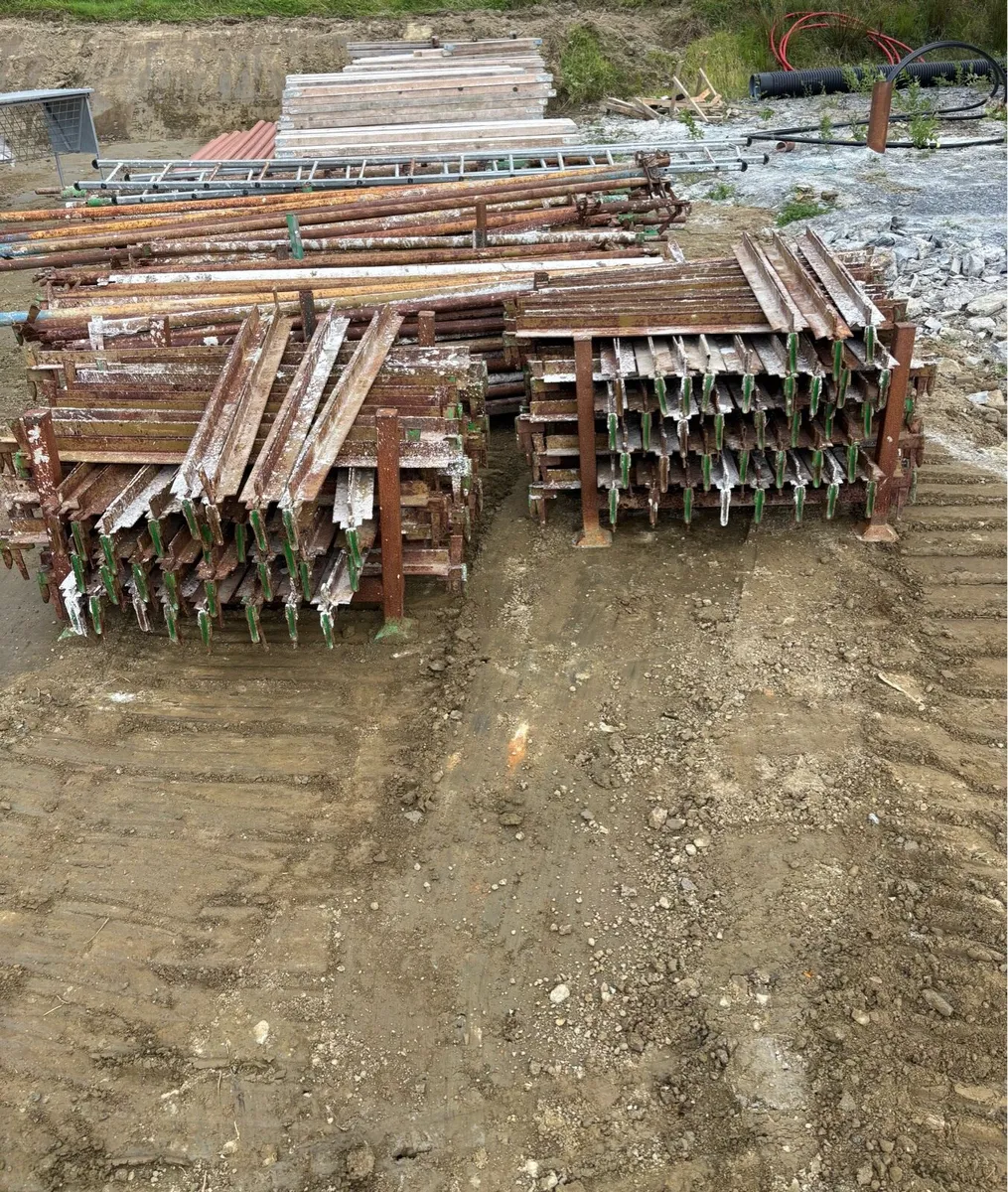 Scaffolding - Image 2