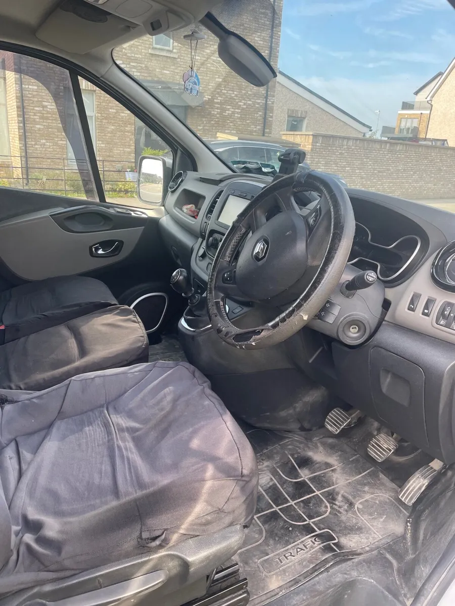 Renault Trafic 2016 - Image 4