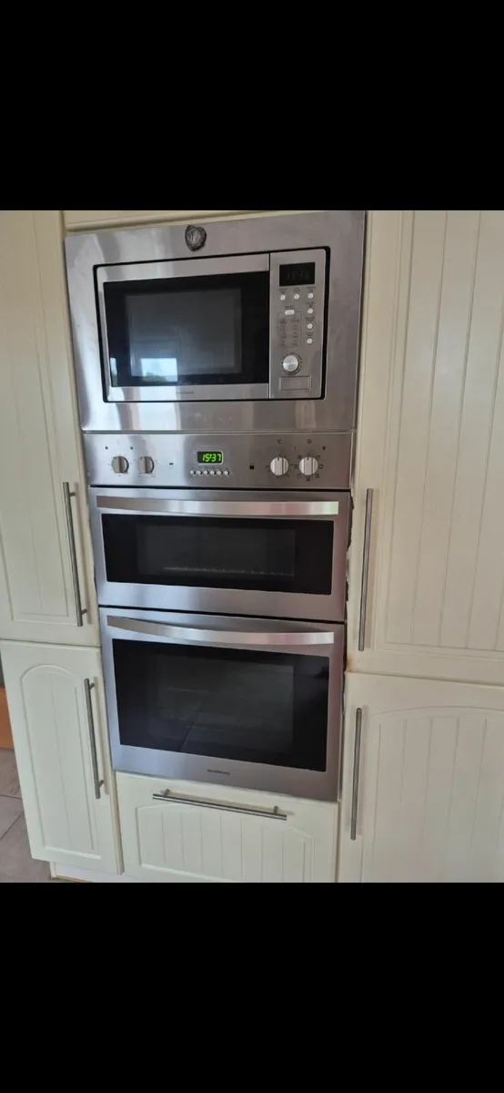 Cream Kitchen,  Very good condition - Image 3