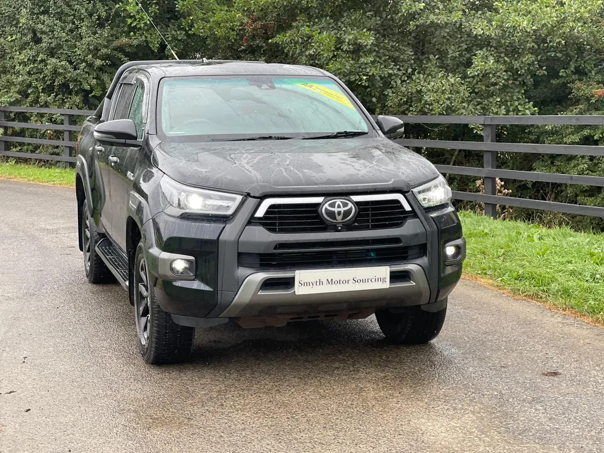 221 Toyota Hilux Invincible X Auto***** - Image 3