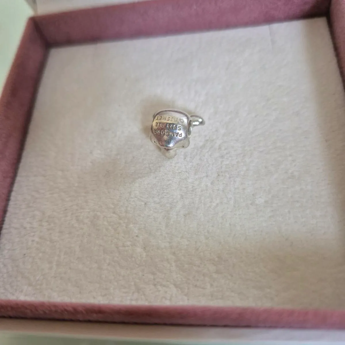 Pandora minnie head charm perfect condition - Image 4