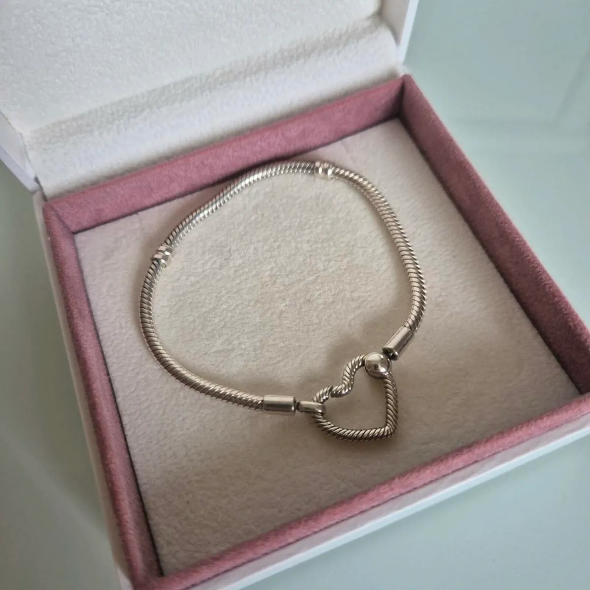 Pandora bracelet heart clasp size 17.5cm - Image 1