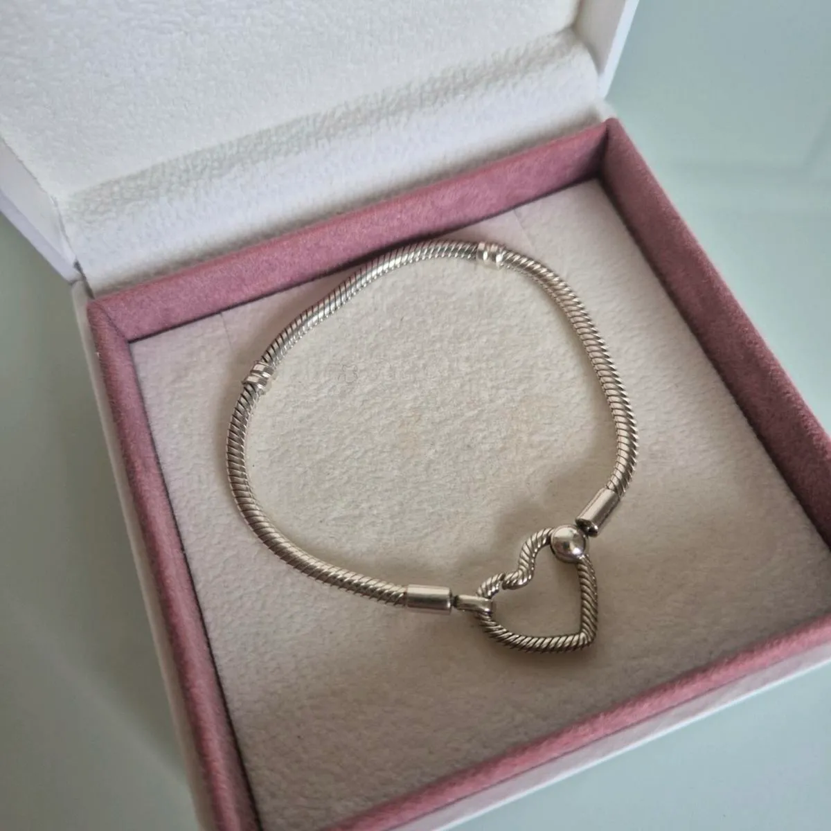 Pandora bracelet heart clasp size 17.5cm - Image 3