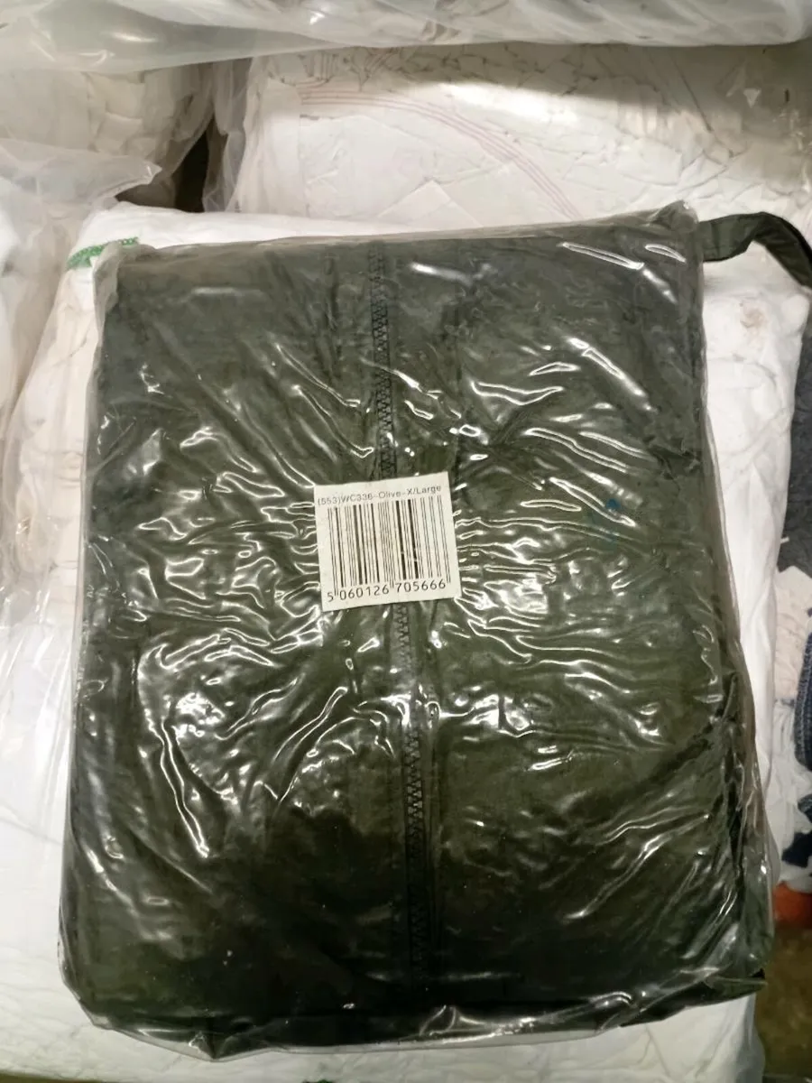 Waterproof wetsuits job lot clearance - Image 4