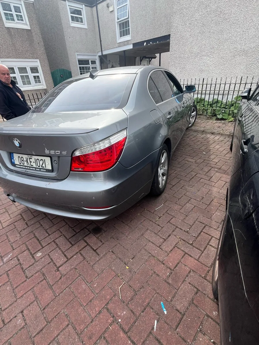 BMW 520d - Image 2