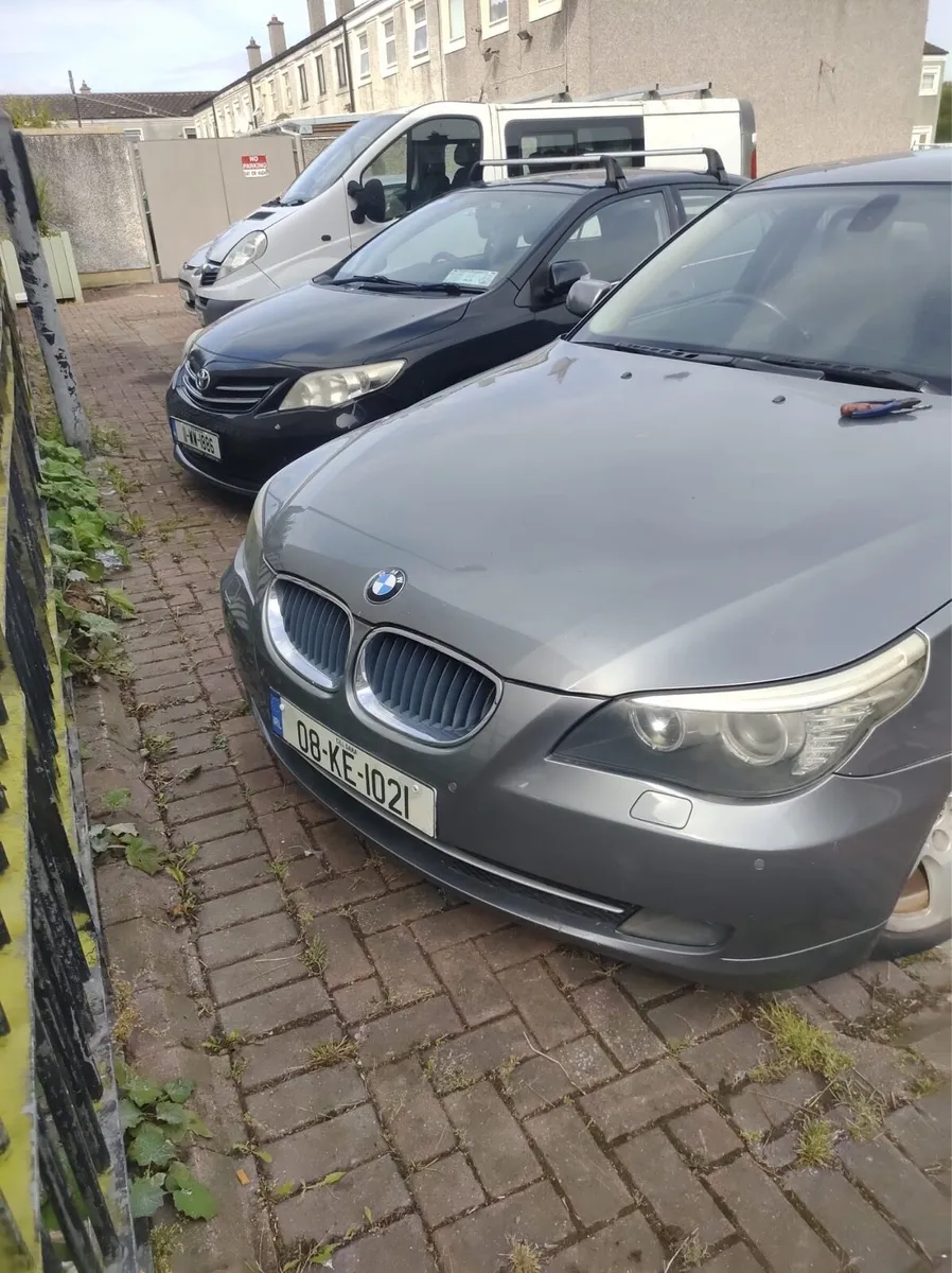 BMW 520d - Image 1