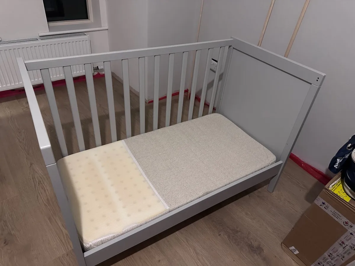 Ikea Sundvik 70x140 Baby cot & mattress - Image 3