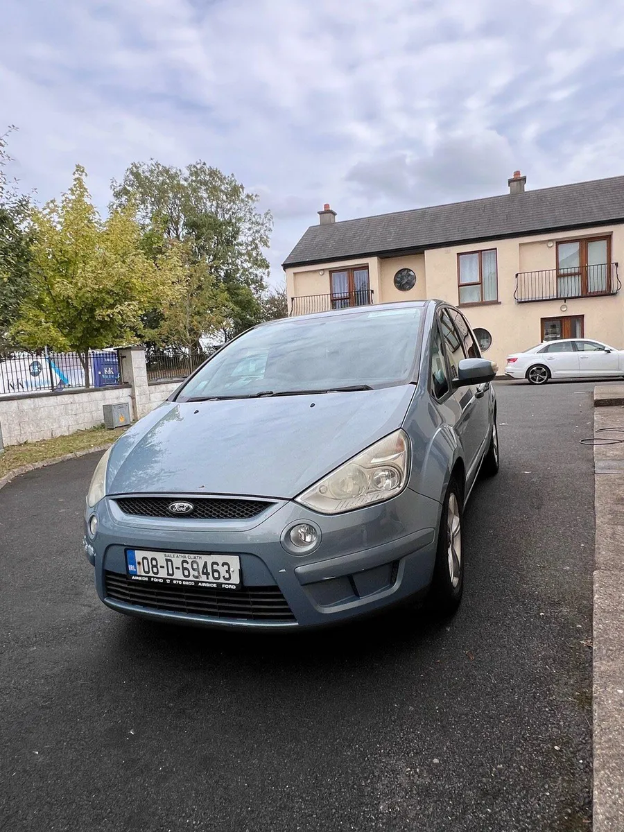 Ford S-Max - Image 1