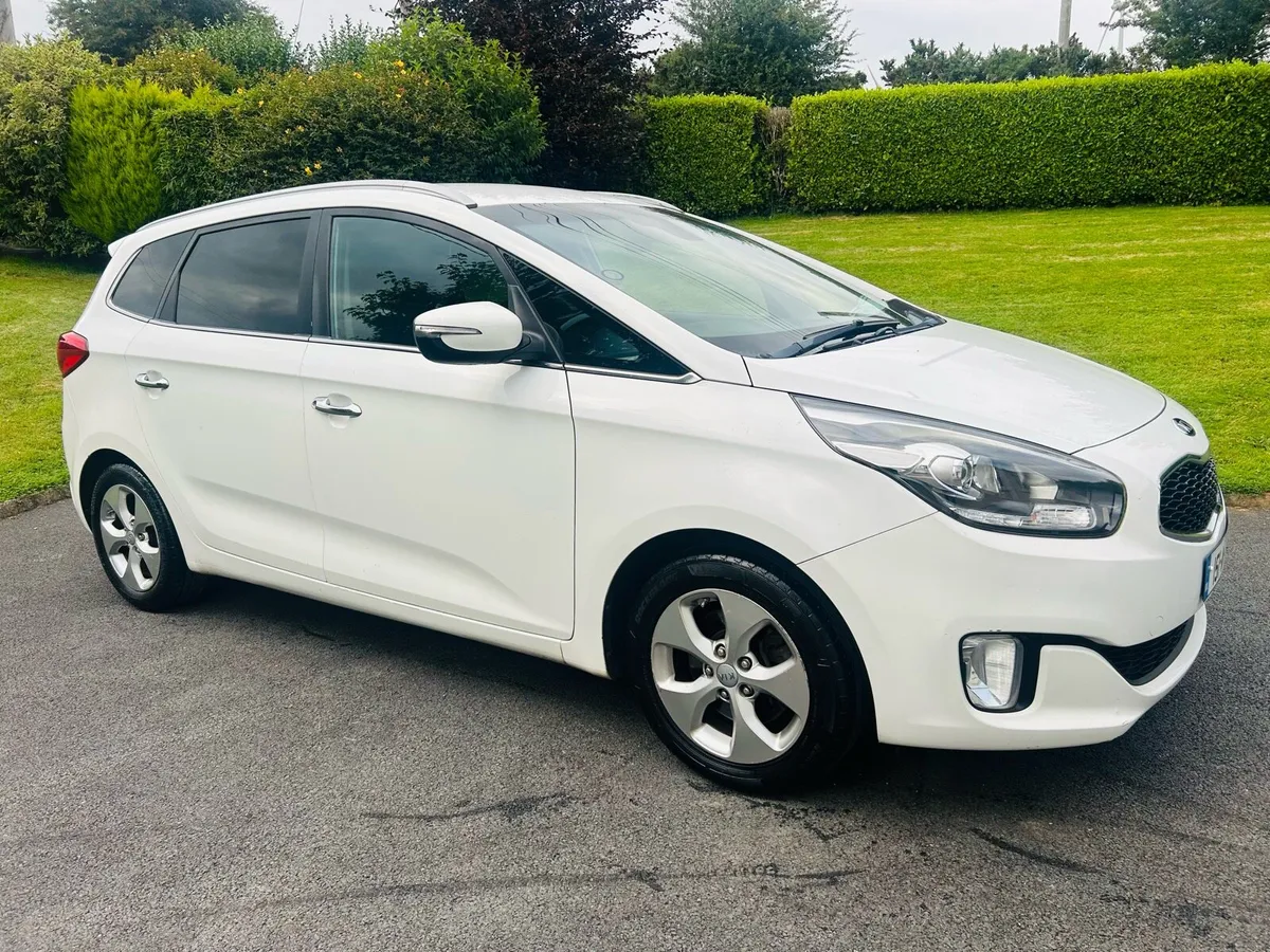 Kia Caren’s 1.7 diesel 7 seater 2015 - Image 3