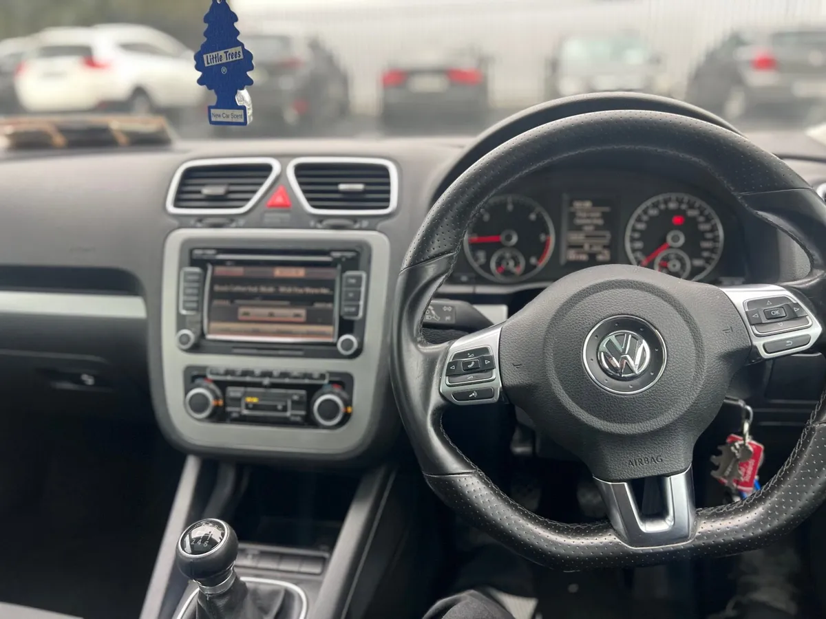 Volkswagen Scirocco 2010 - Image 3