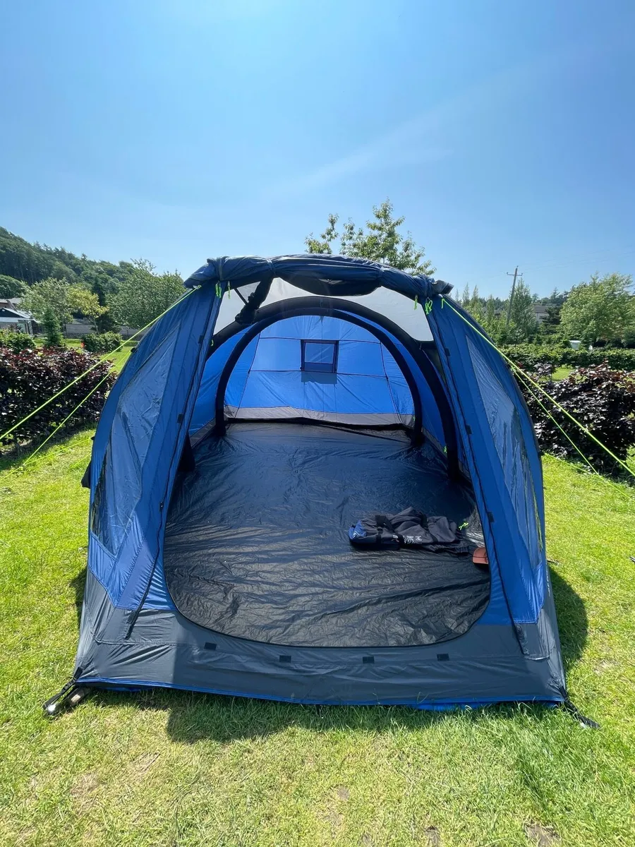 Regatta Kolima 5-person Tent - Excellent Condition - Image 3
