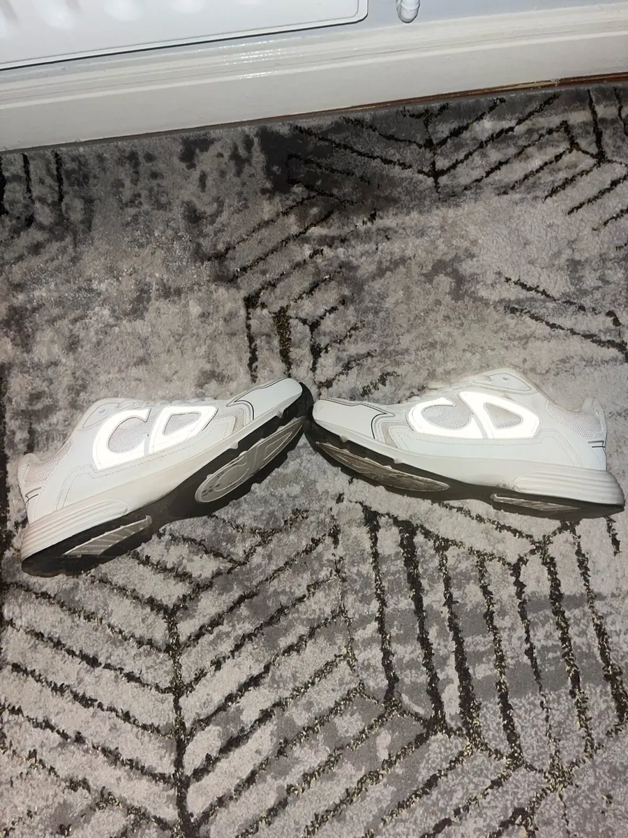Dior B30 - Image 1