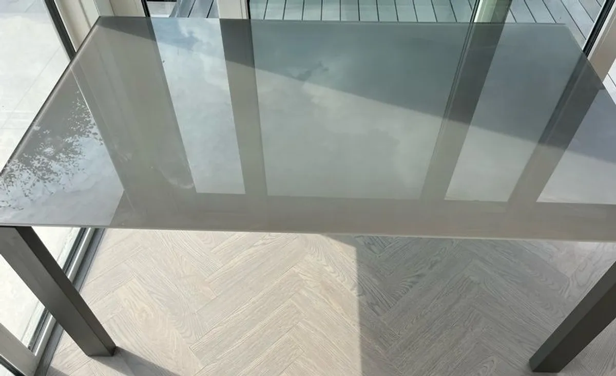 Glass grey dining table 6 seater - 7ft x 3ft - Image 3