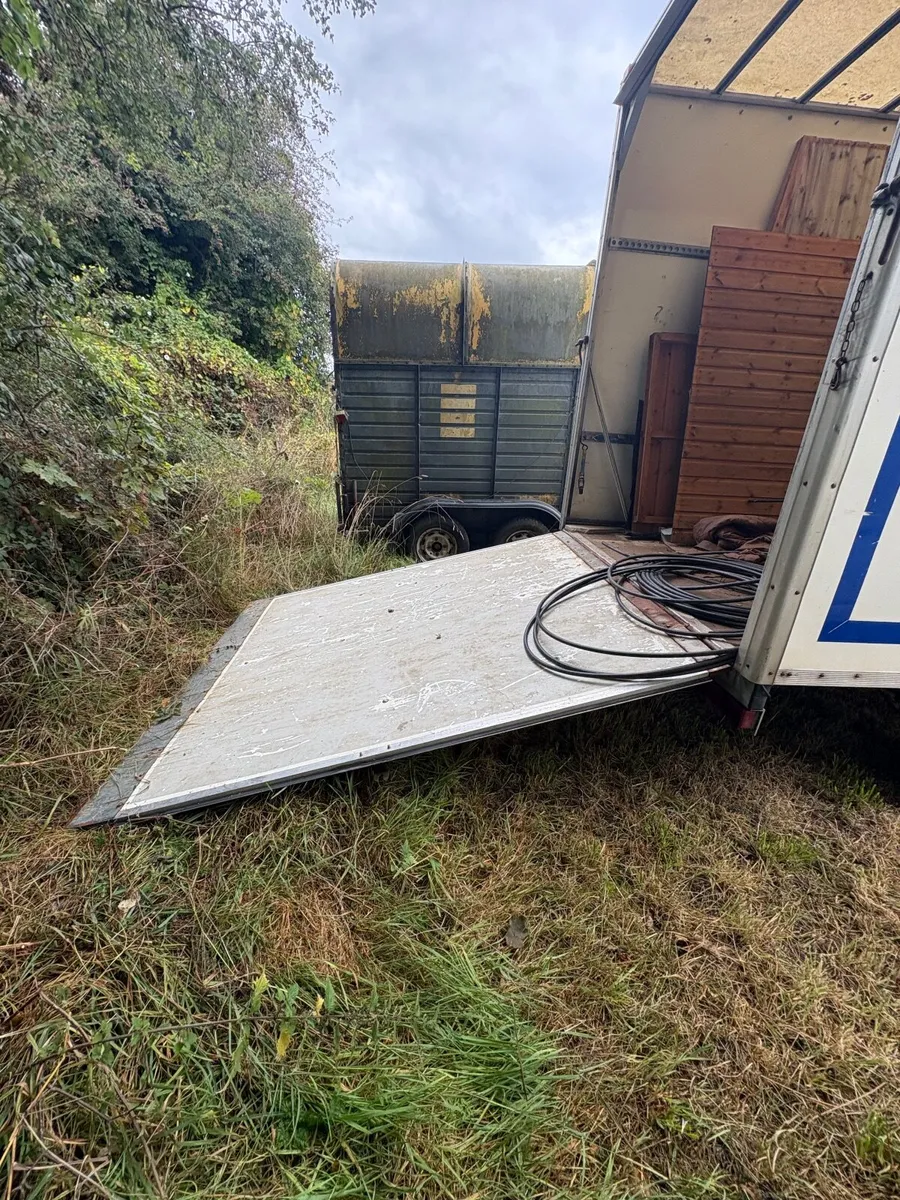 Large box trailer - Image 4