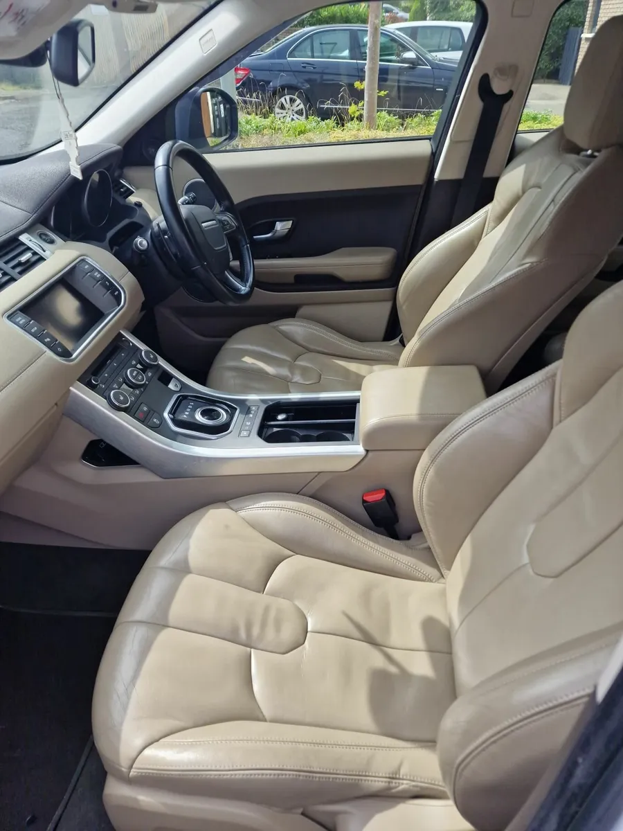 Range Rover Evoque 2014 - Image 2