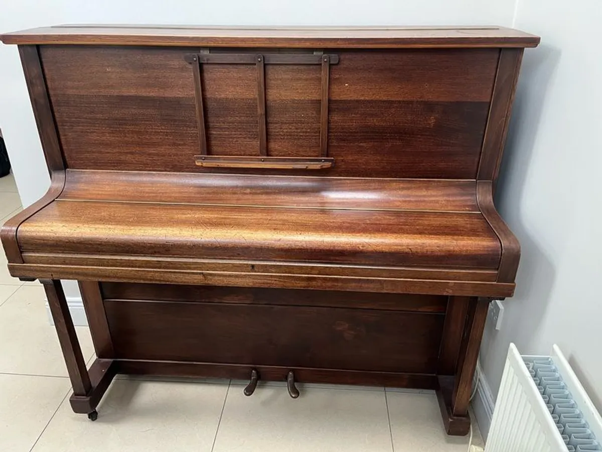 Piano - Image 2