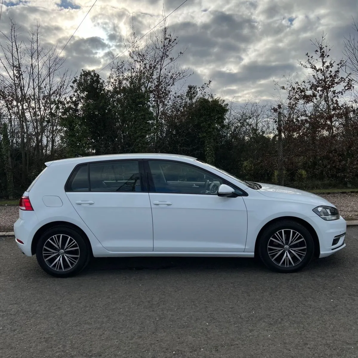 Volkswagen Golf 2017 - Image 1