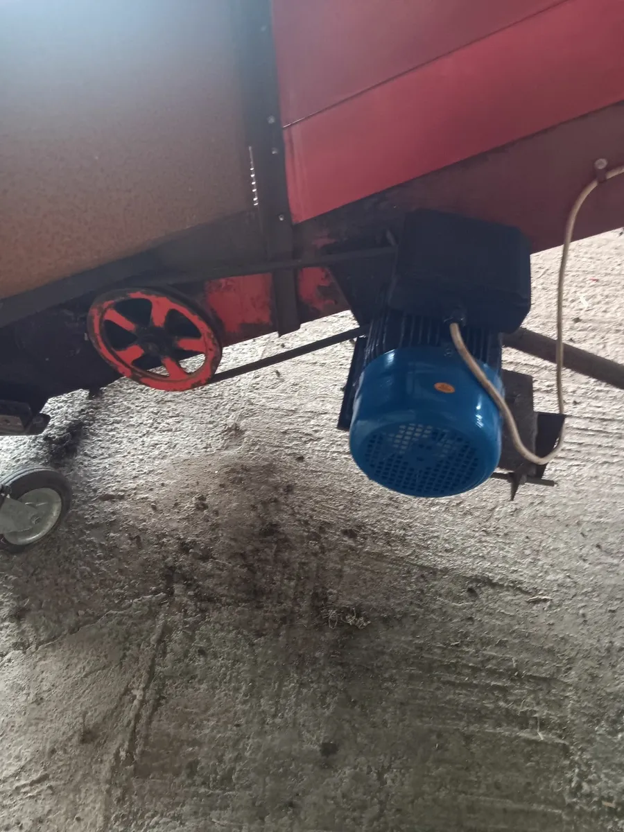 Turf Conveyor - Image 4