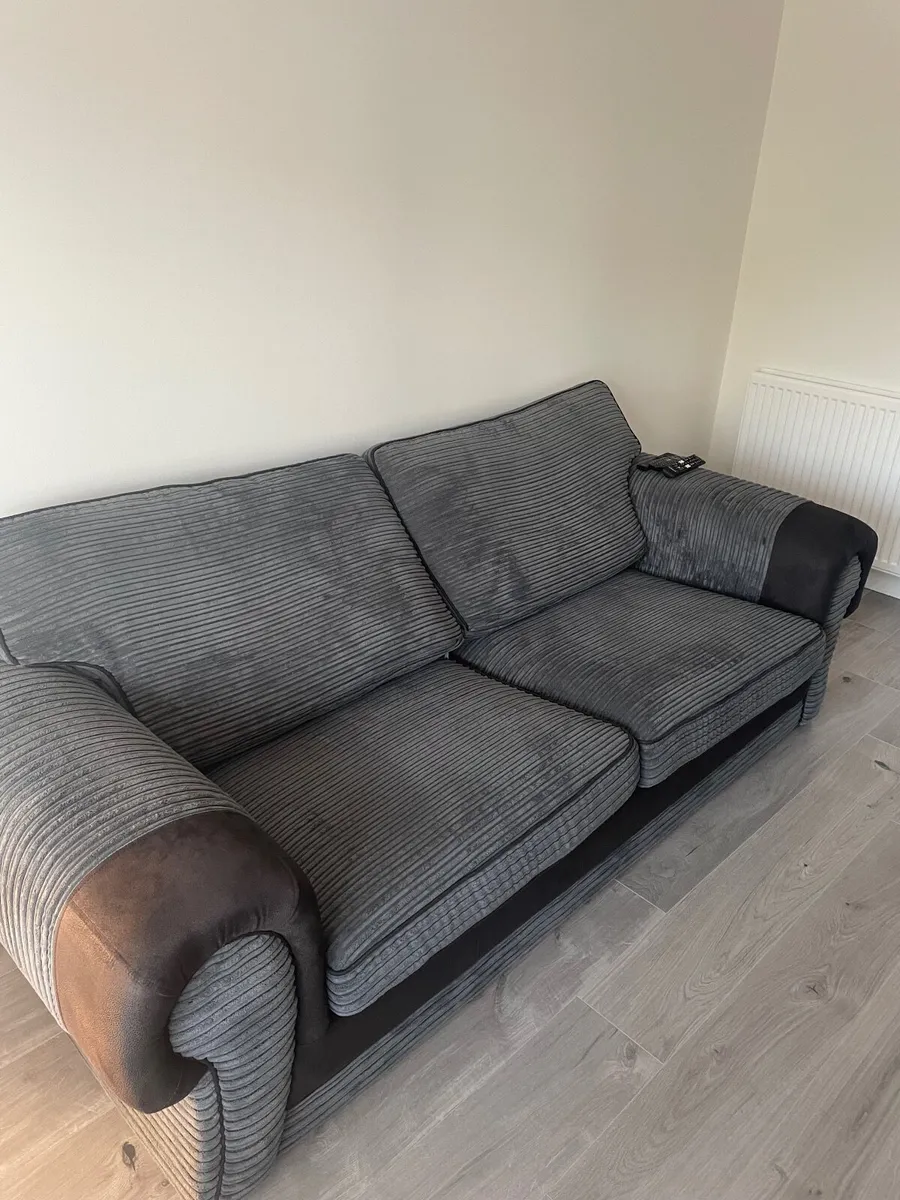 Sofa 3seater & 2seater - Image 1