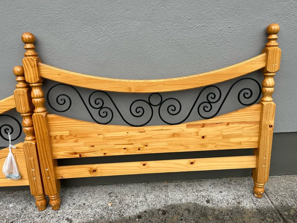 Bed - Image 1