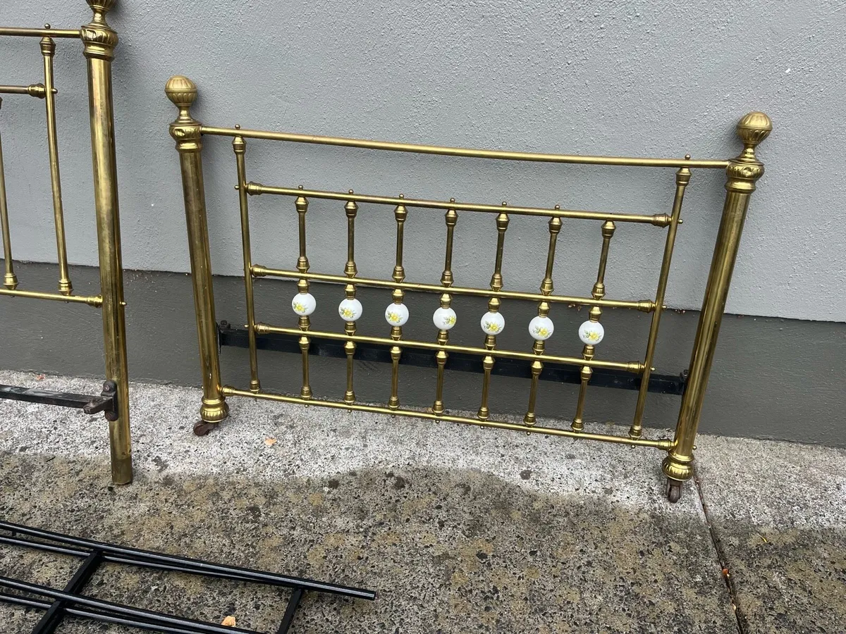 Brass bed frame - Image 2
