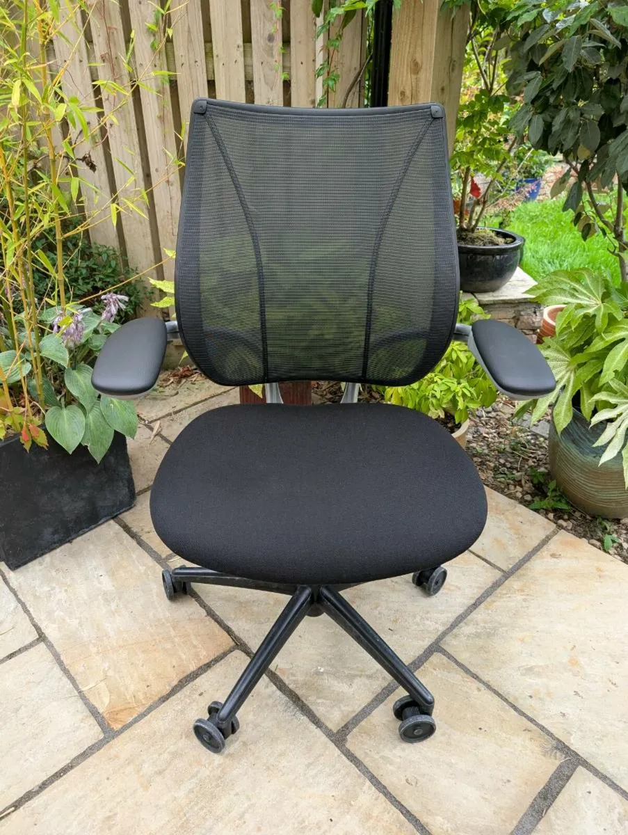 Ergonomic office chair - Image 3