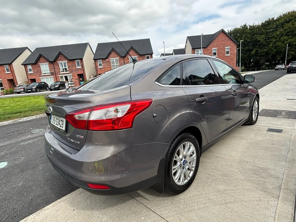 FORD FOCUS Saloon 1.6D - Image 4