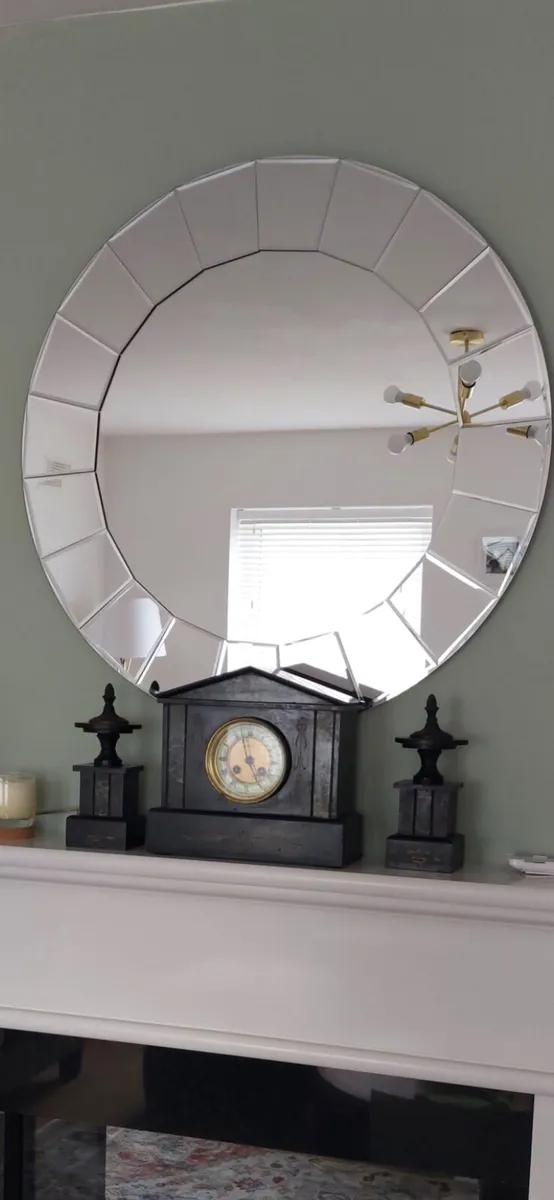 Mirror - Image 1