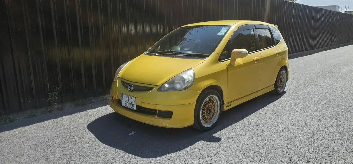 Honda fit automatic - Image 1