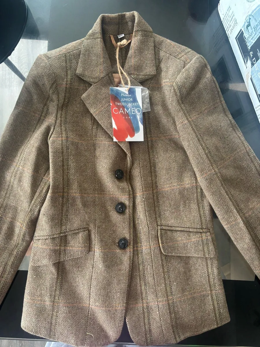 Show Jacket - Image 1