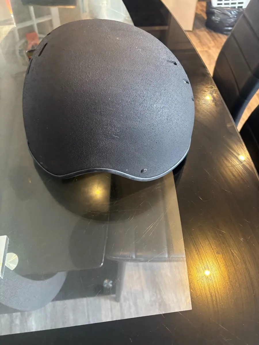 Skull helmet - Image 2