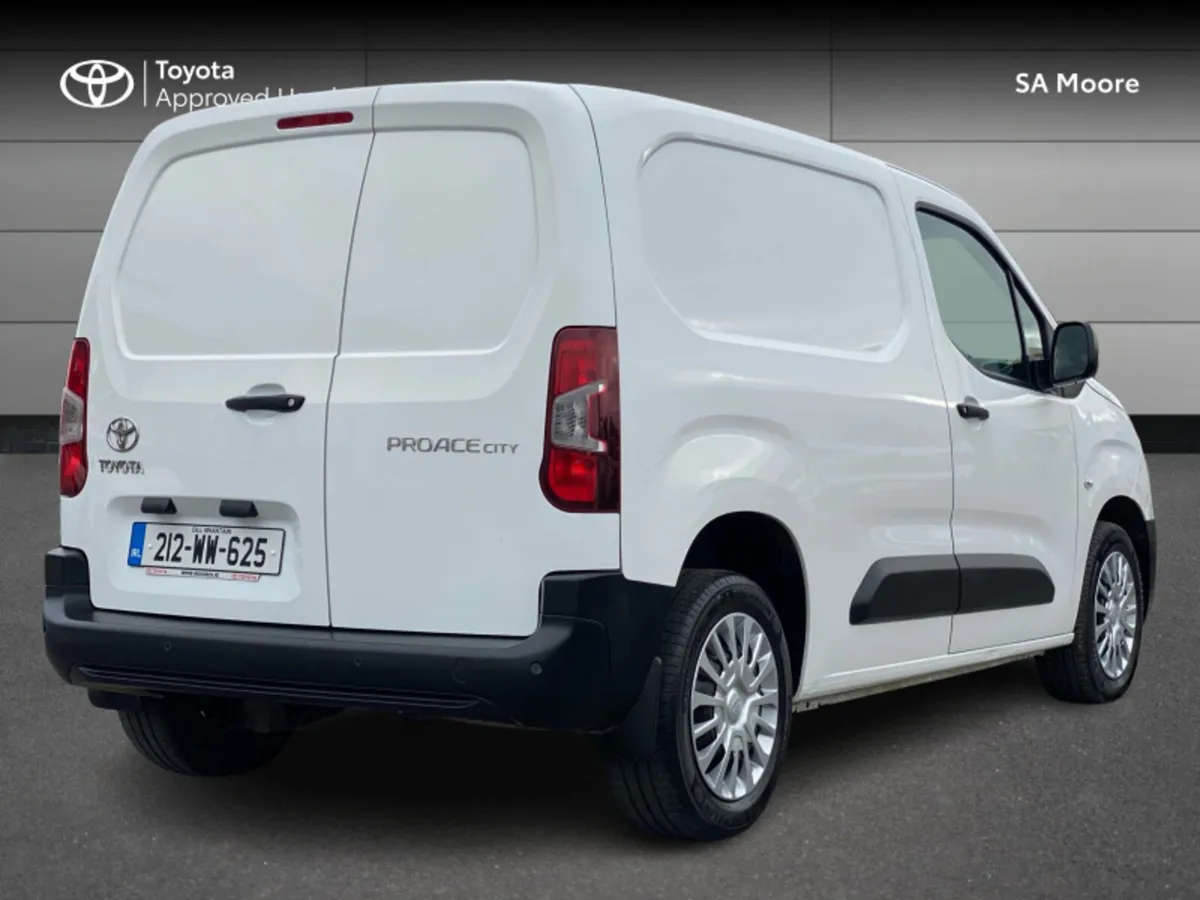 Toyota Proace City 100BHP GX 1000kg - Image 2