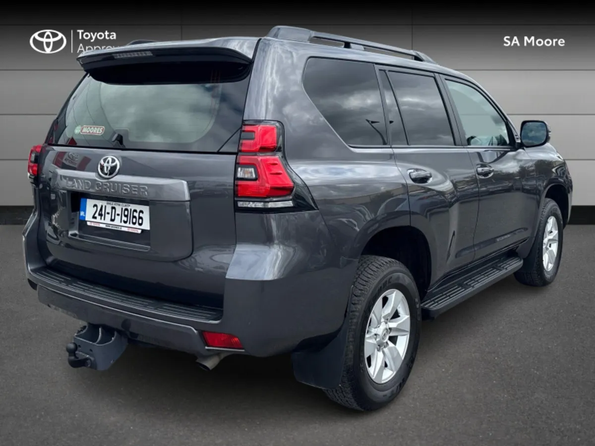 Toyota Land Cruiser LWB - AUTO - WITH VAT - Image 2