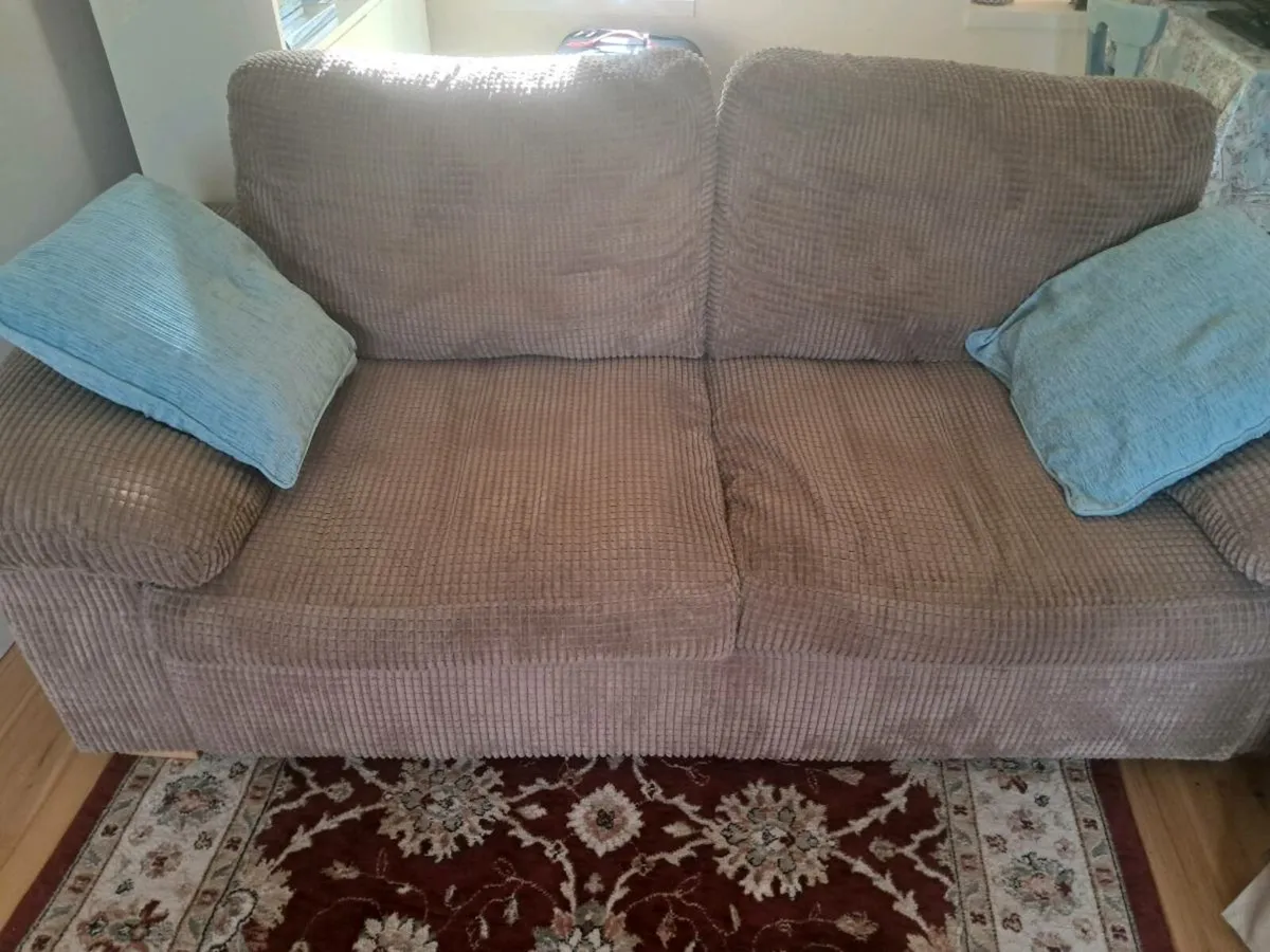 Sofa, juicer, pressure cooker, Display cabinet - Image 2