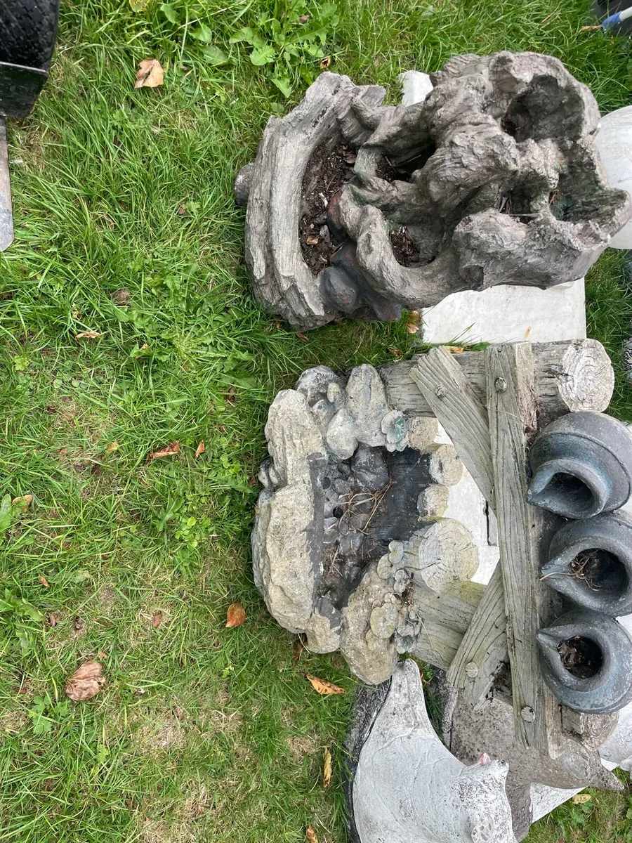 2 garden ornament fountains - Image 2