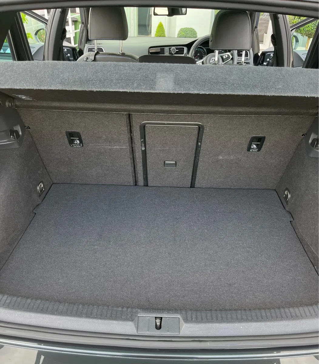 2016 VW Golf GTE *Highest spec with sunroof* - Image 3