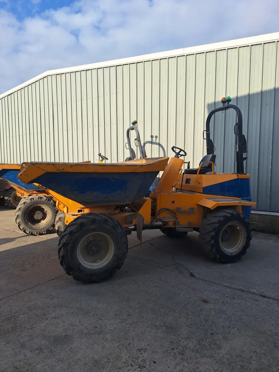 Choice 2 x 2012 Thwaites 6 ton swivel - Image 4