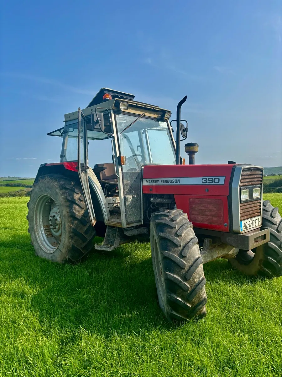 Massey Ferguson 390 - Image 2