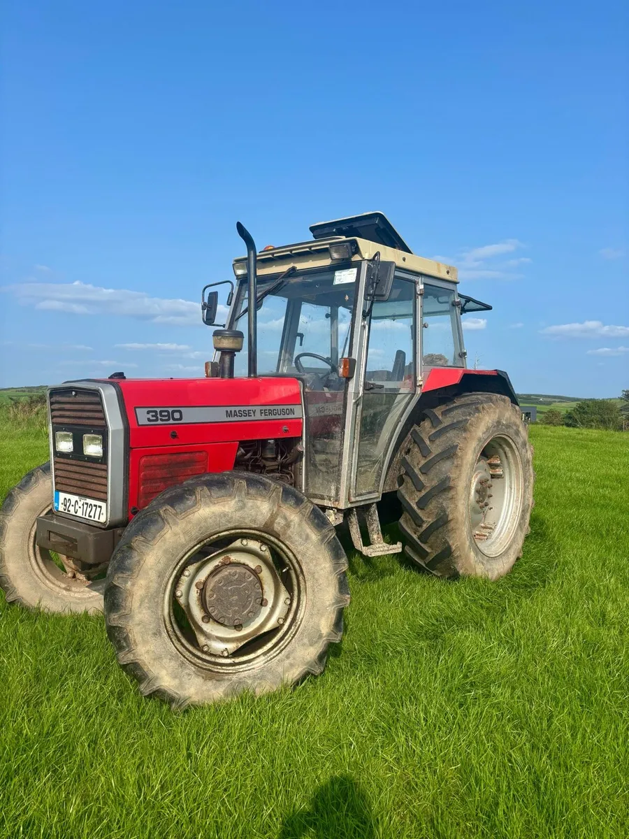 Massey Ferguson 390 - Image 1