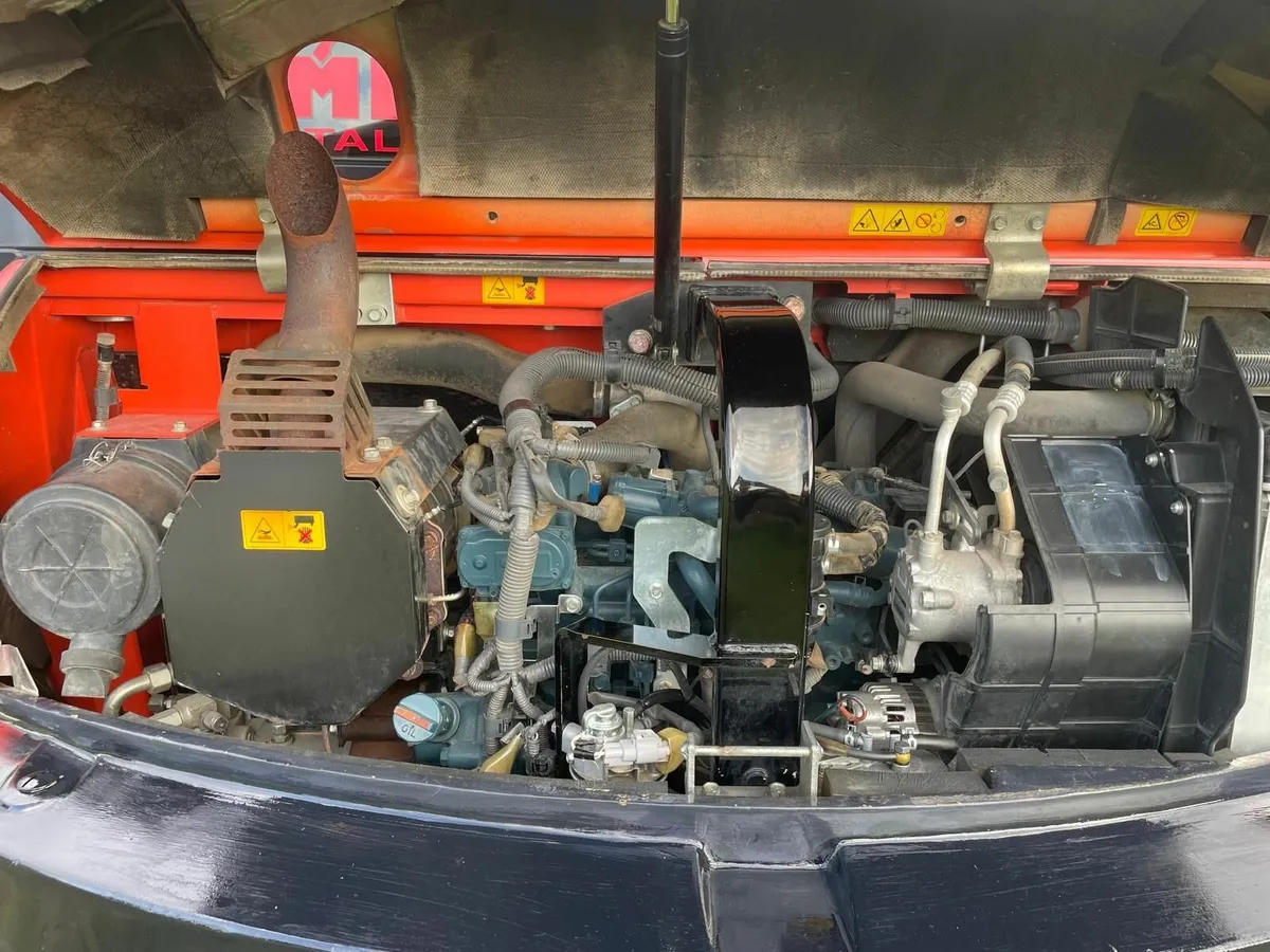 2016 8 Ton Digger Kubota KX080-4 Alpha - Image 2
