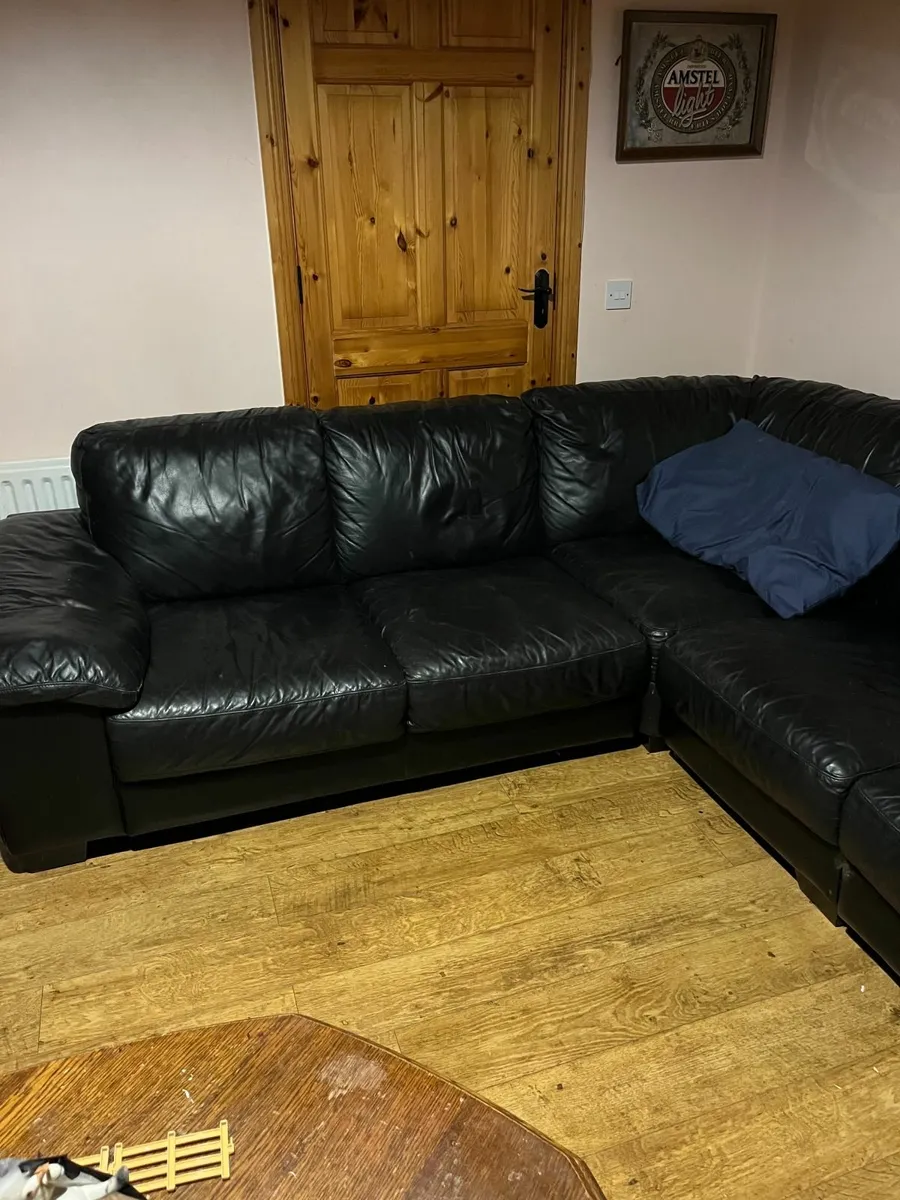 Corner couch and leather armchair chair - Image 1
