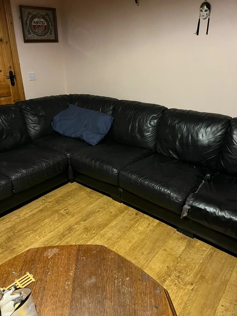 Corner couch and leather armchair chair - Image 2