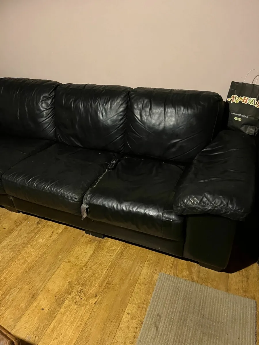 Corner couch and leather armchair chair - Image 3