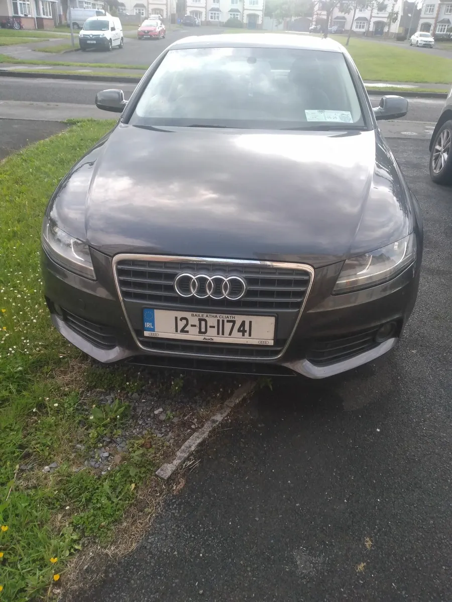 Audi A4 2012 - Image 2