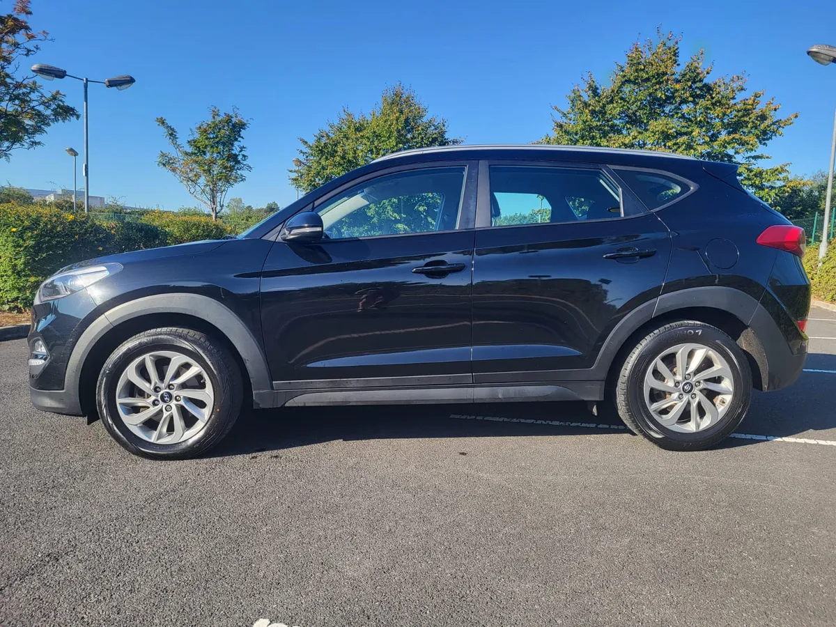 2017 HYUNDAI TUCSON 1.7D SE NAV - Image 2