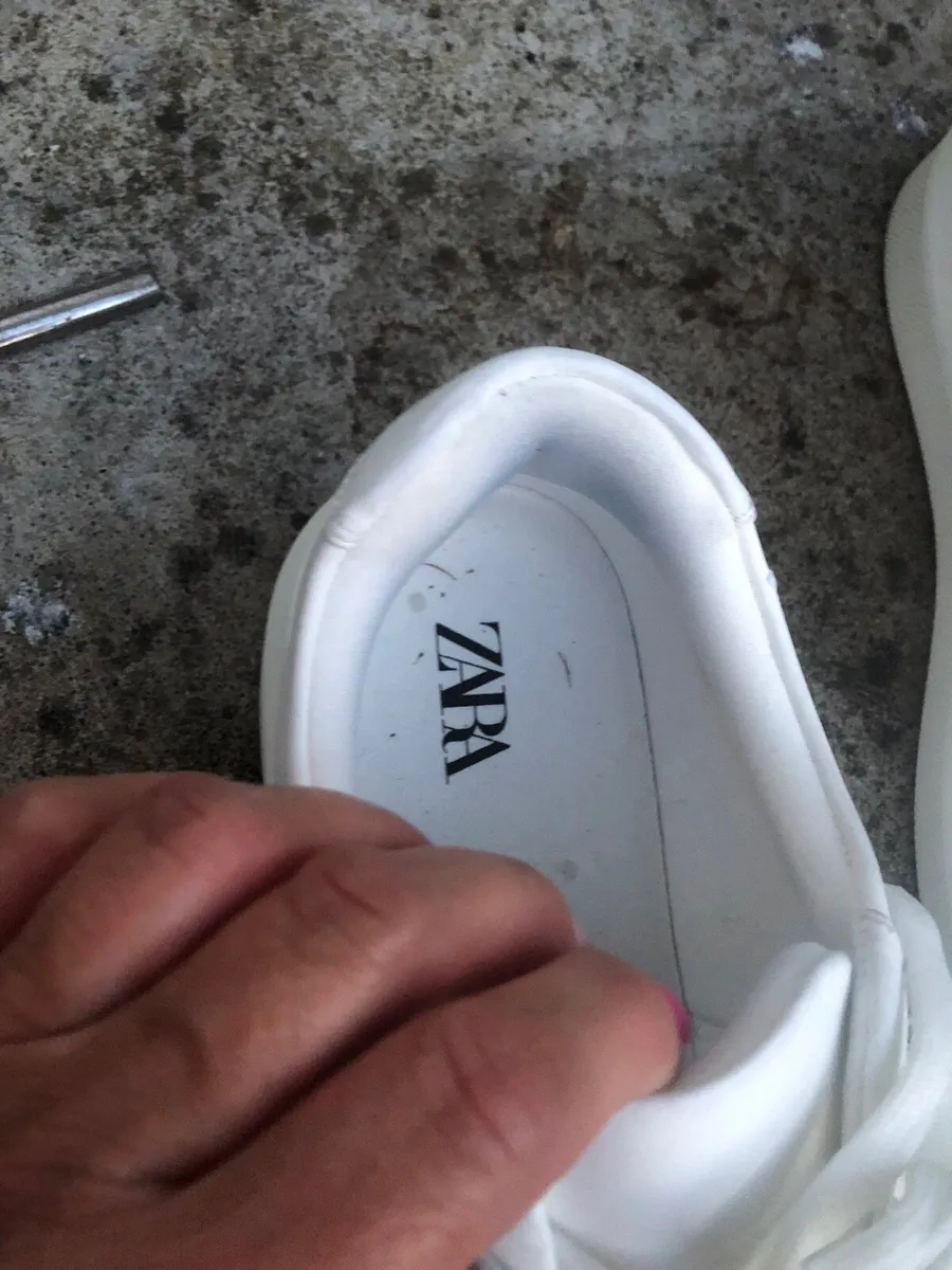 Mens Zara trainers uk 10 €30 - Image 2