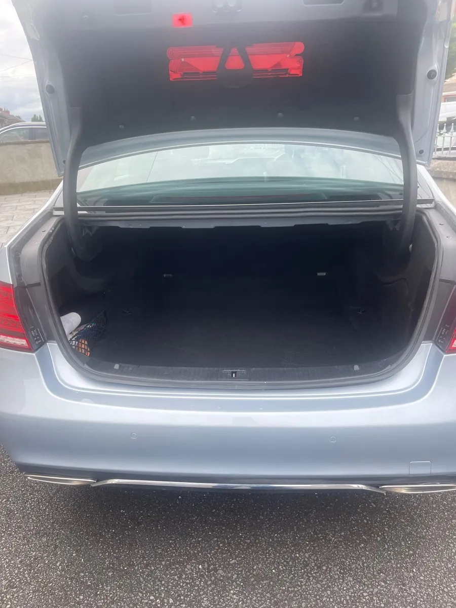 Mercedes-Benz E-Class 2016 - Image 4