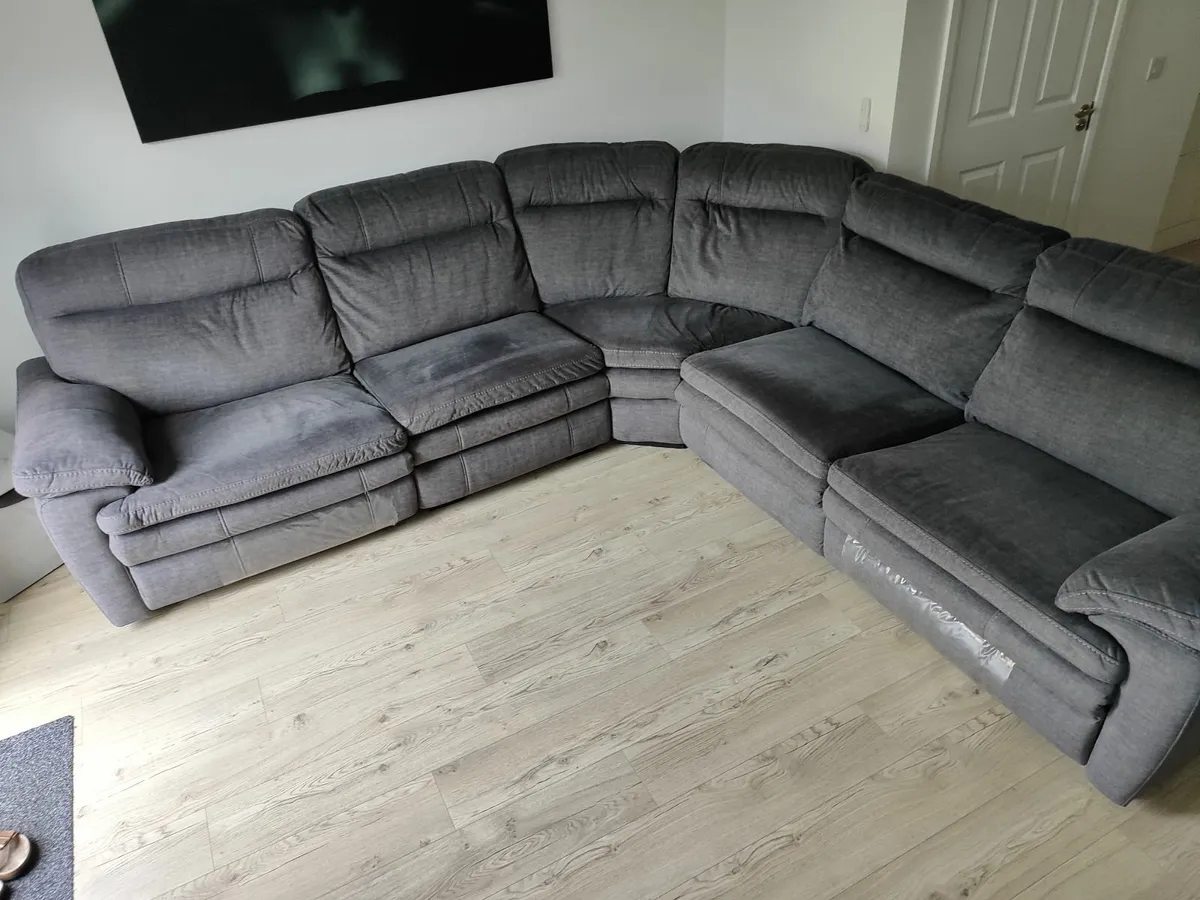 Couch - Image 1